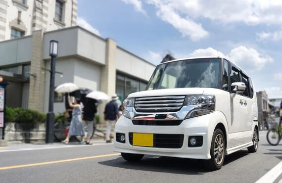 N-BOXなどの人気車種 | 中古車のローンならJオート